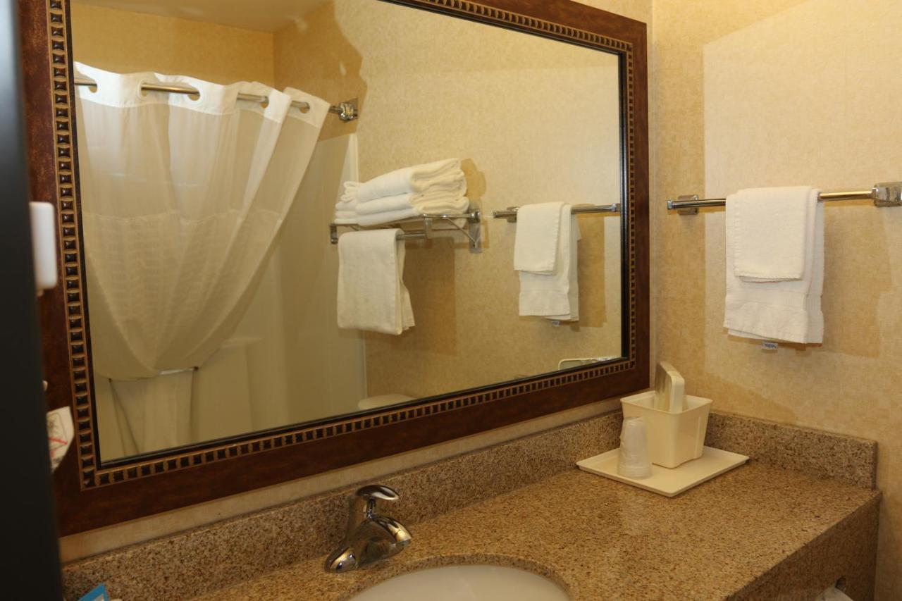 Motel 6 Minot, Nd מראה חיצוני תמונה