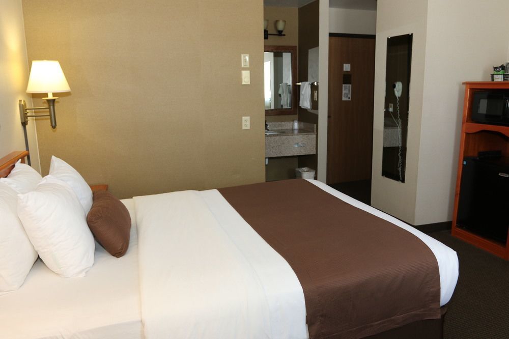 Motel 6 Minot, Nd מראה חיצוני תמונה